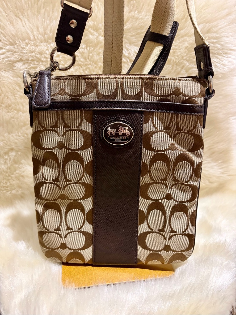 Coach signature jacquard crossbody bag